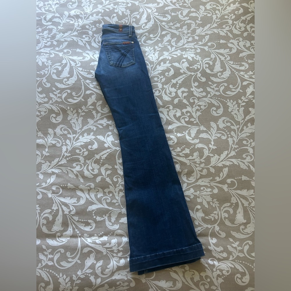 7 for all mankind — dojo dark wash flare jeans (size 23)